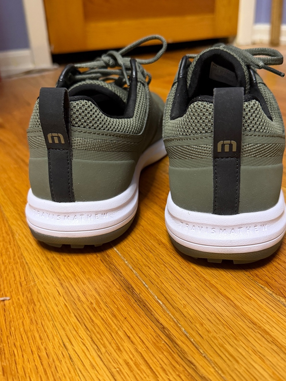 TravisMathew Men's Athletic Shoes Olive Green and Black - Picture 5 of 7